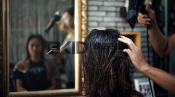 8 Tips Ampuh Mempercepat Pengeringan Rambut Setelah Keramas
