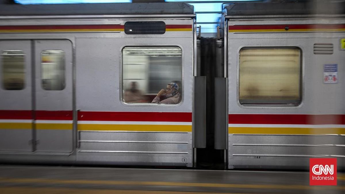 KAI Commuter Minta Maaf atas Gangguan KRL Akibat Insiden Temperan 1