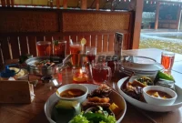 Rumah Makan Cibiuk Karawang: Menu, Harga, Lokasi, dan Review